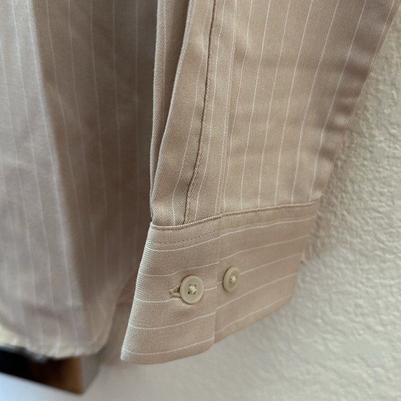 Button down shirt - Picture 3 of 5